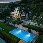 Vilafoia 4*
