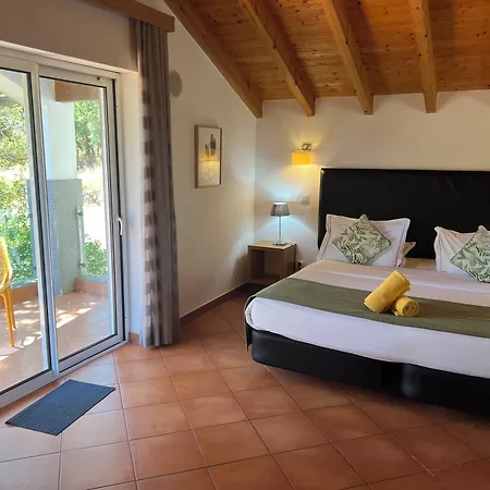 Vilafoia בית הארחה 4*